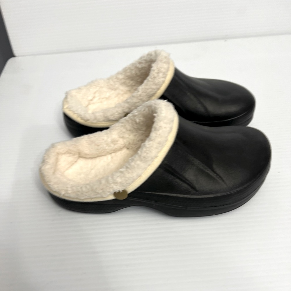 Women's Fleece Lined Clogs women’s black Sz 7